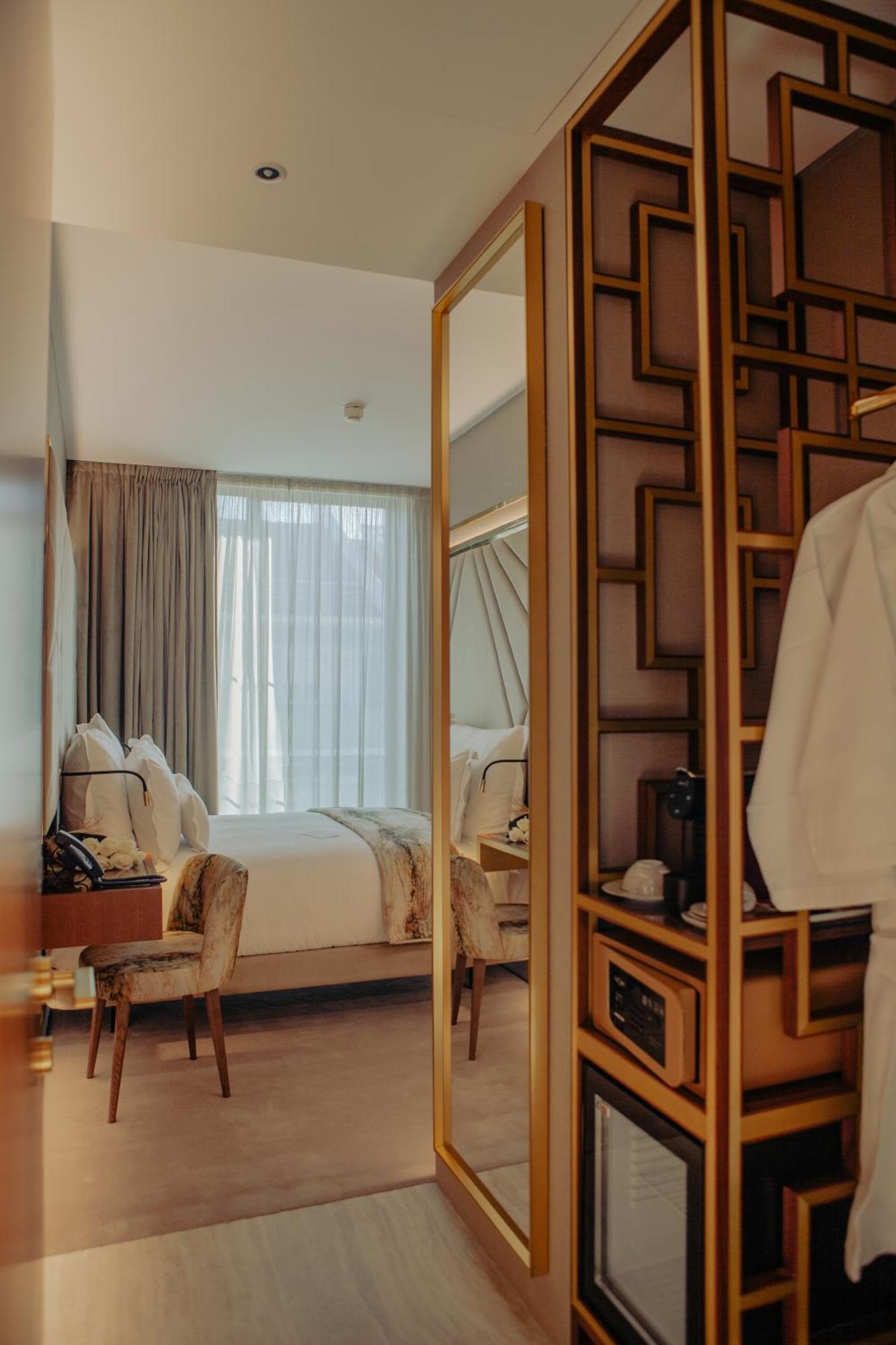 Wine & Books Lisboa Hotel Exterior foto Deluxe Room